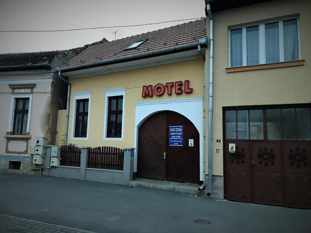 Petőfi Motel Székelykeresztúr Kültér fotó